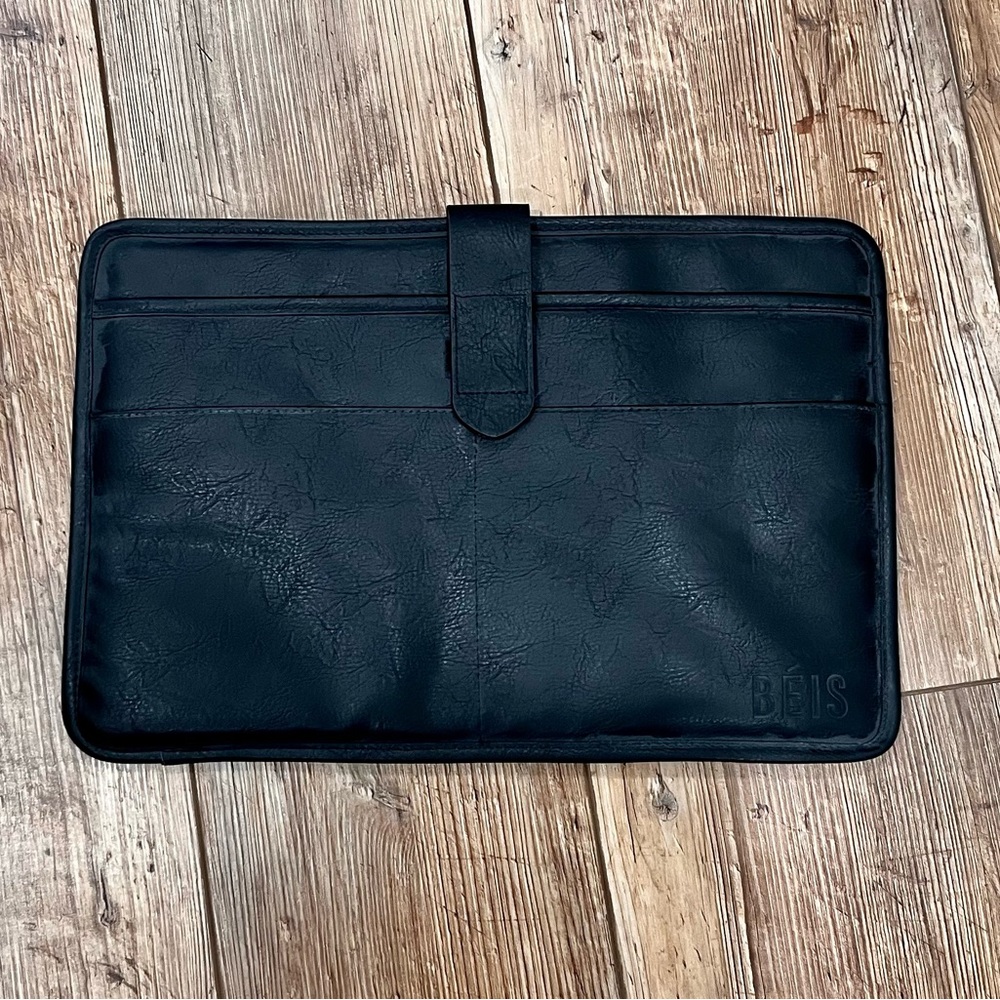 BEIS - Black Laptop Sleeve